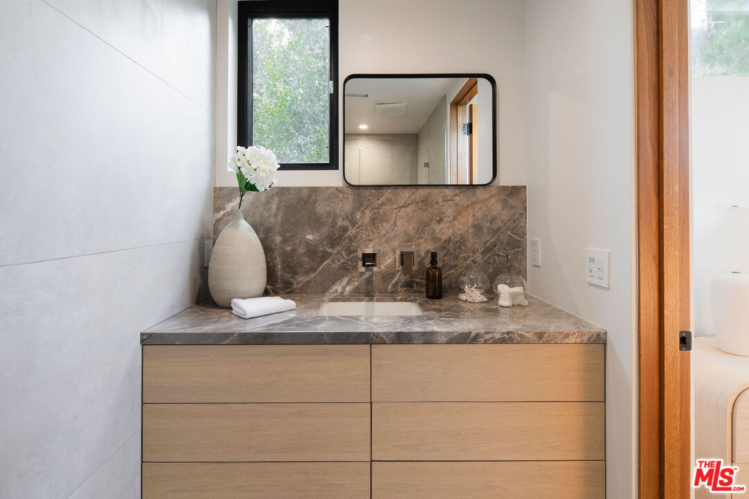 MLS #25606529 image #27