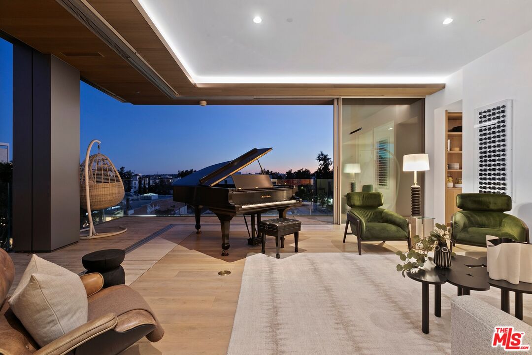 MLS #25606581 image #12