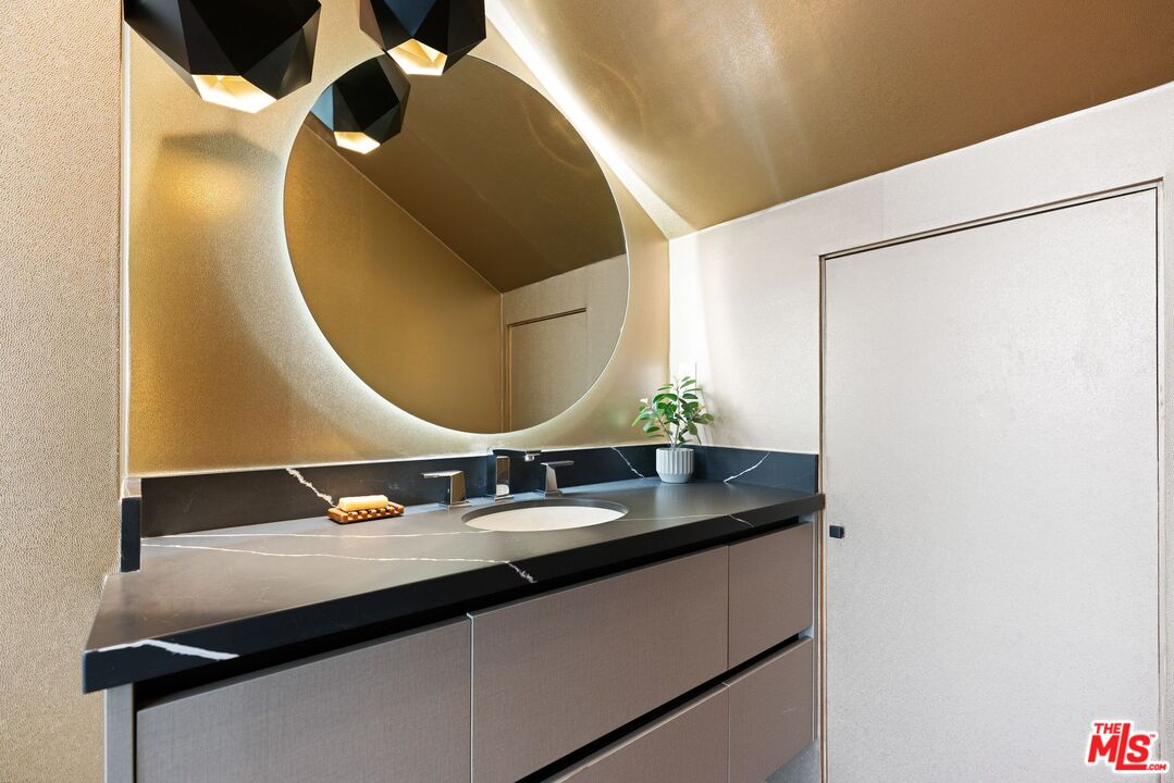 MLS #25606707 image #15