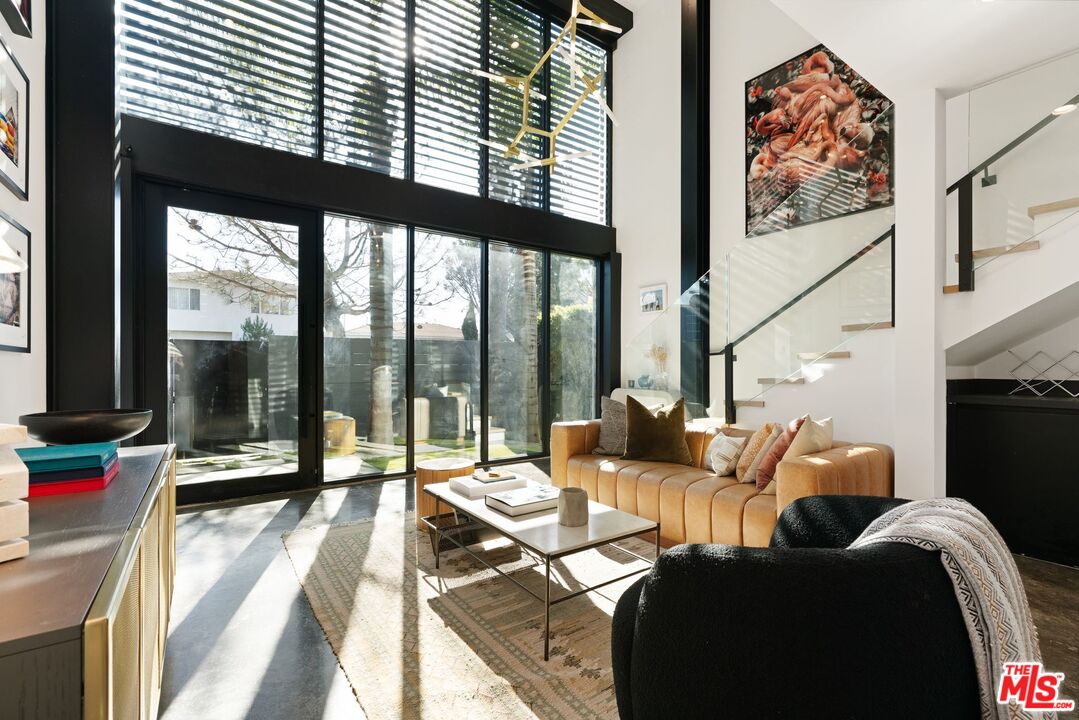 MLS #25606707 image #4