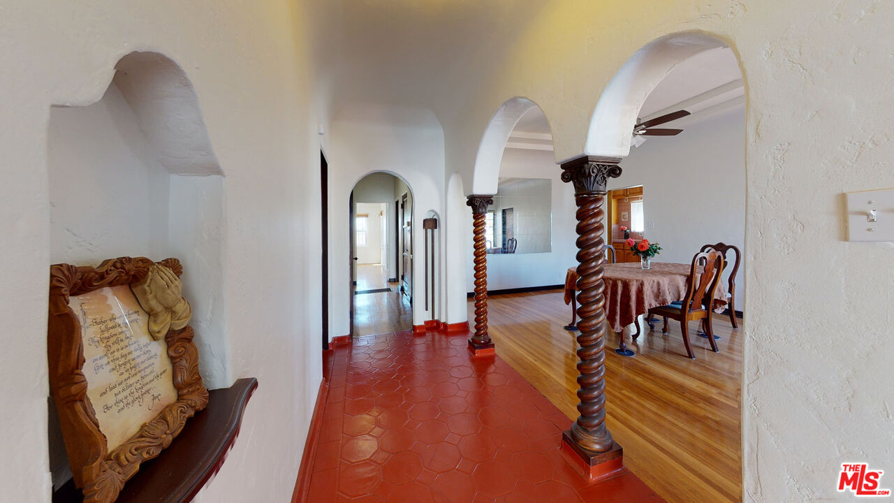 MLS #25606743 image #16