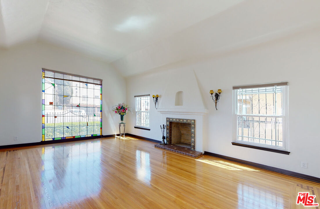 MLS #25606743 image #4