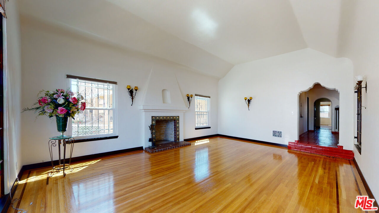 MLS #25606743 image #6