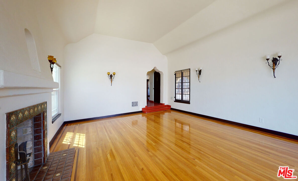 MLS #25606743 image #7