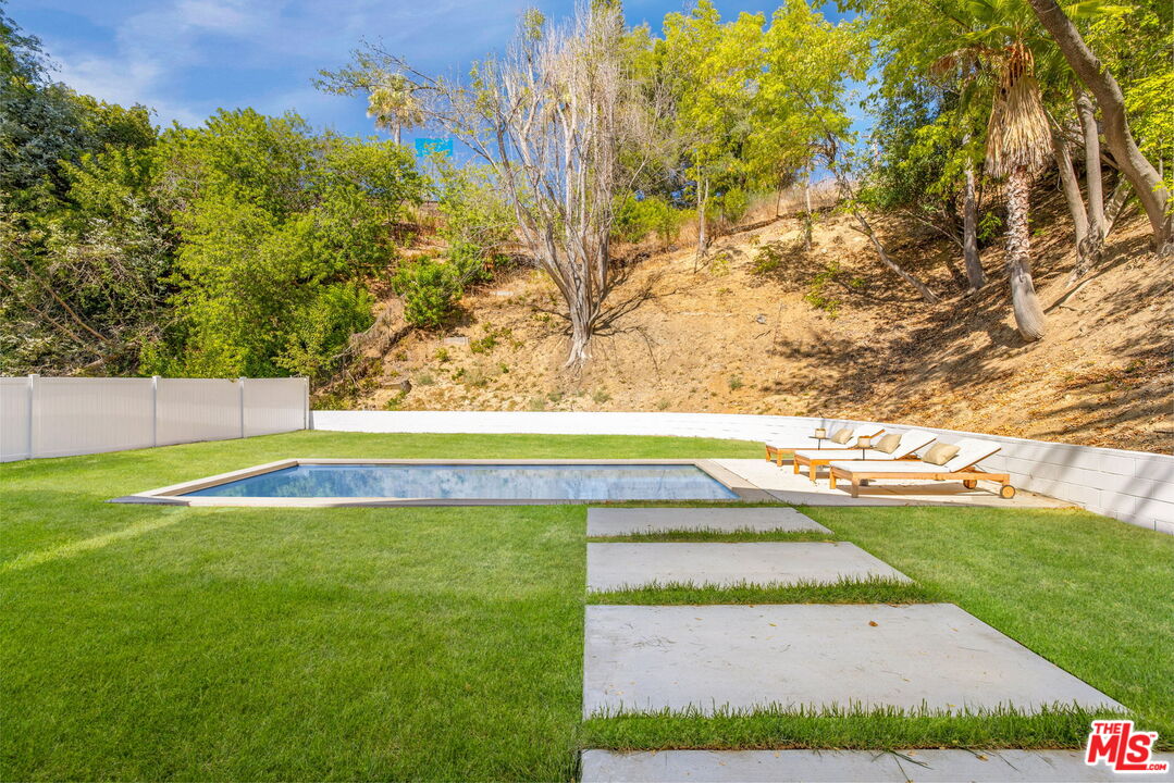 MLS #25606763 image #17