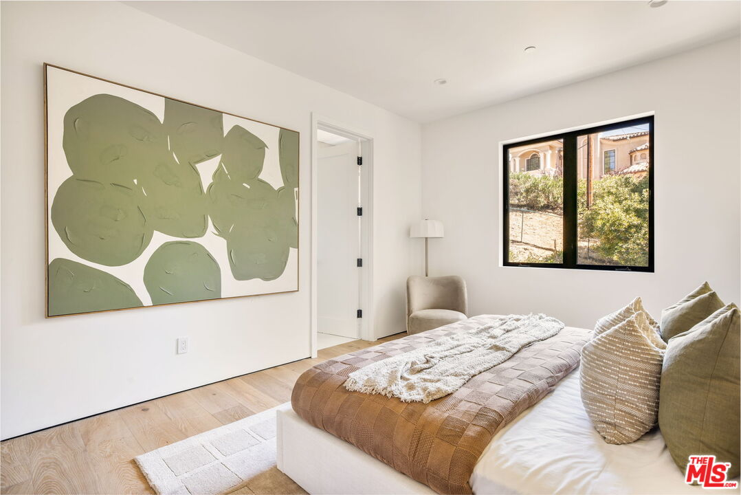 MLS #25606763 image #36