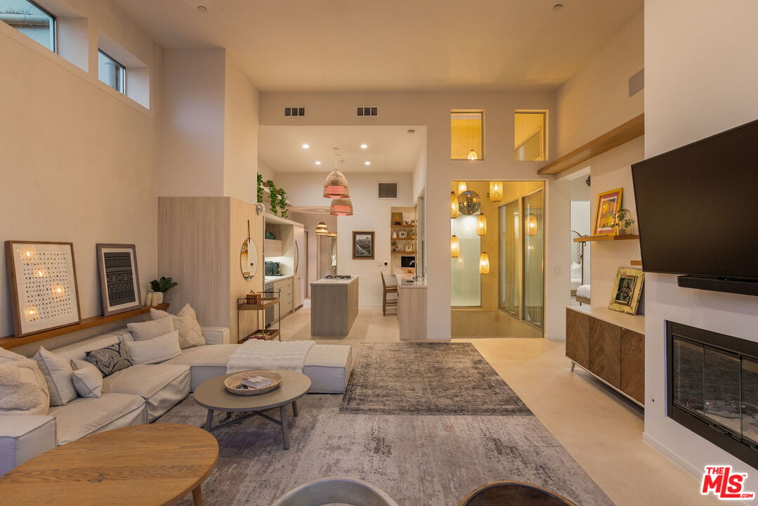 MLS #25606771 image #1