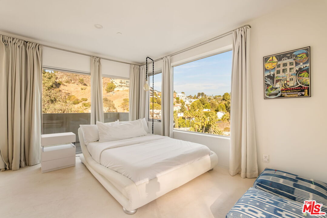 MLS #25606771 image #26