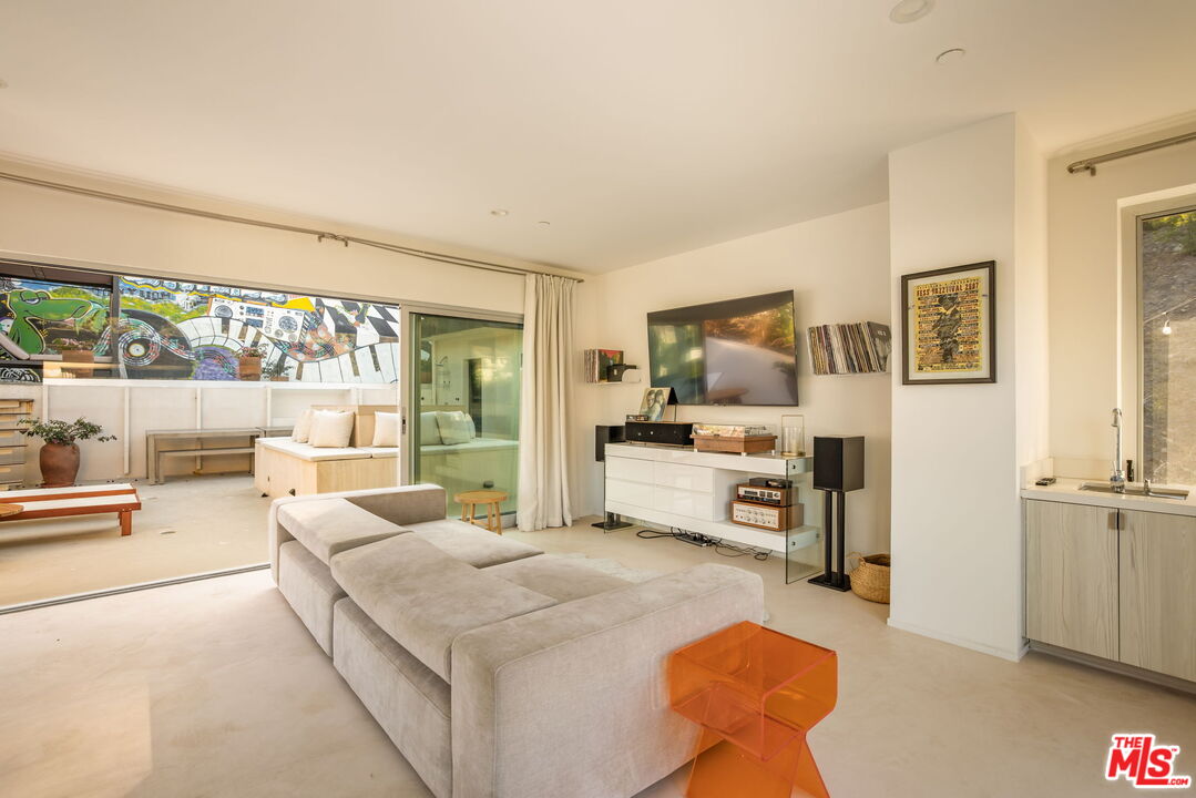 MLS #25606771 image #28