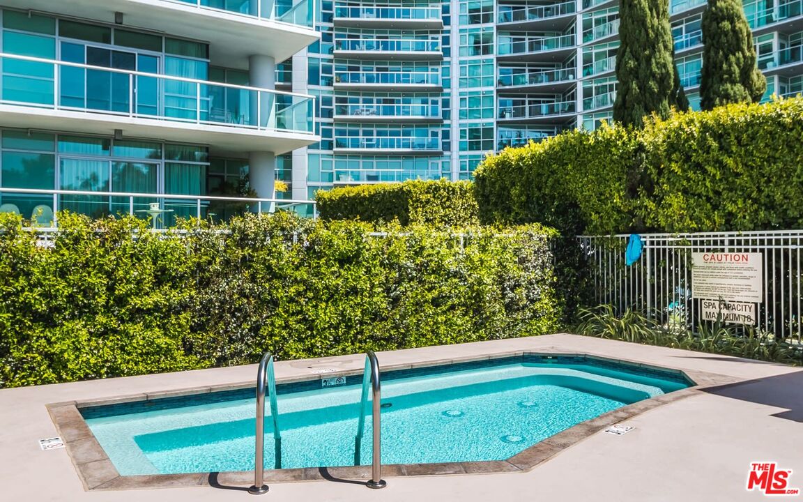 MLS #25606899 image #33