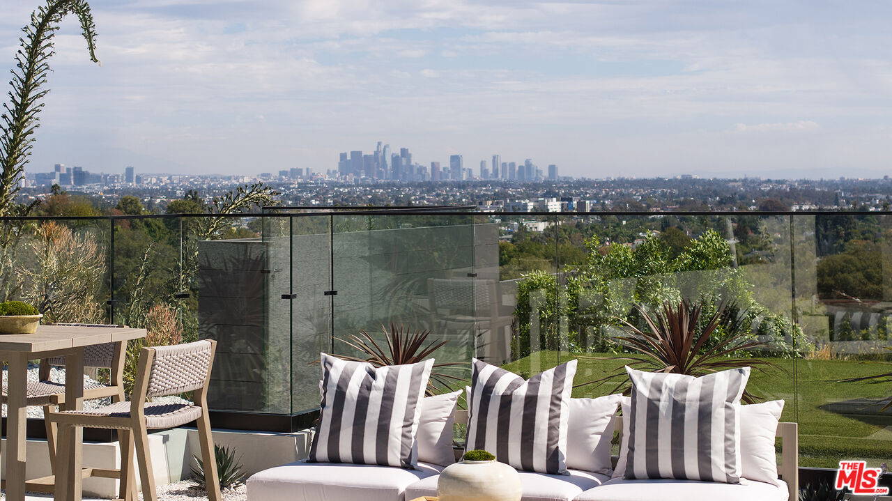 MLS #25606933 image #3