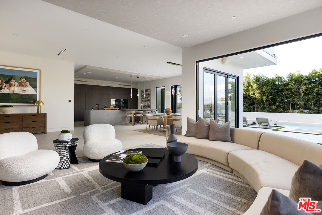 MLS #25606933 image #6