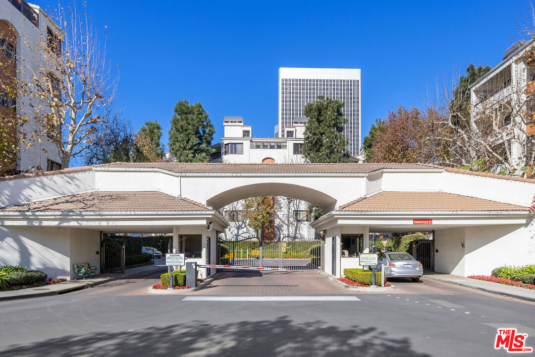 MLS #25607033 image #16