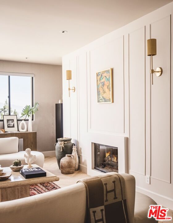 MLS #25607033 image #1