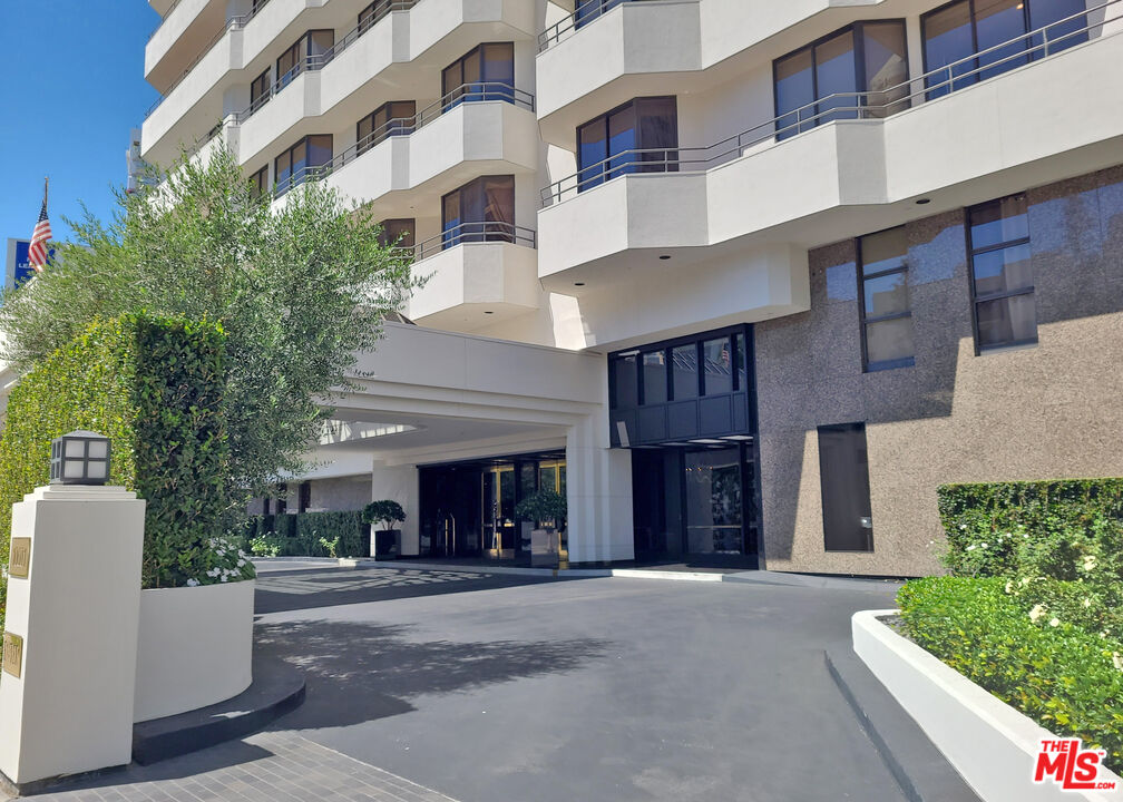 MLS #25607065 image #2