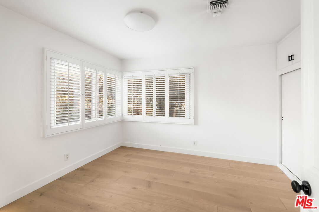 MLS #25607071 image #10