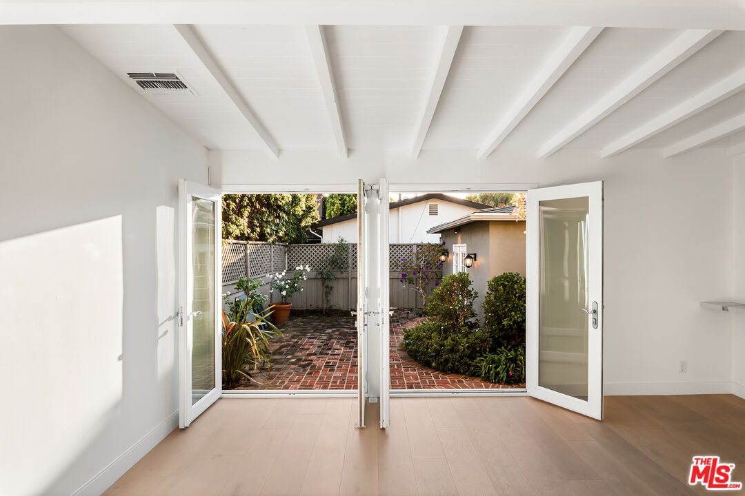 MLS #25607071 image #5