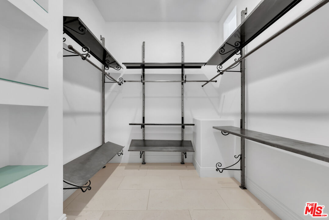 MLS #25607255 image #45