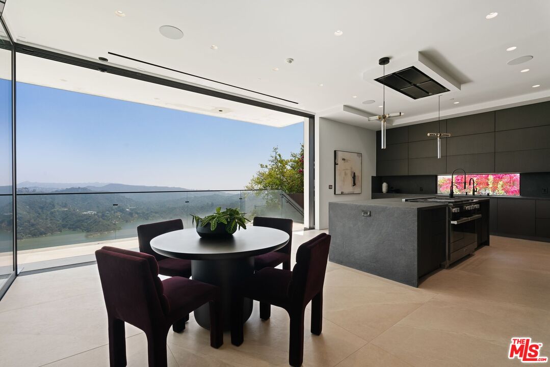 MLS #25607365 image #12