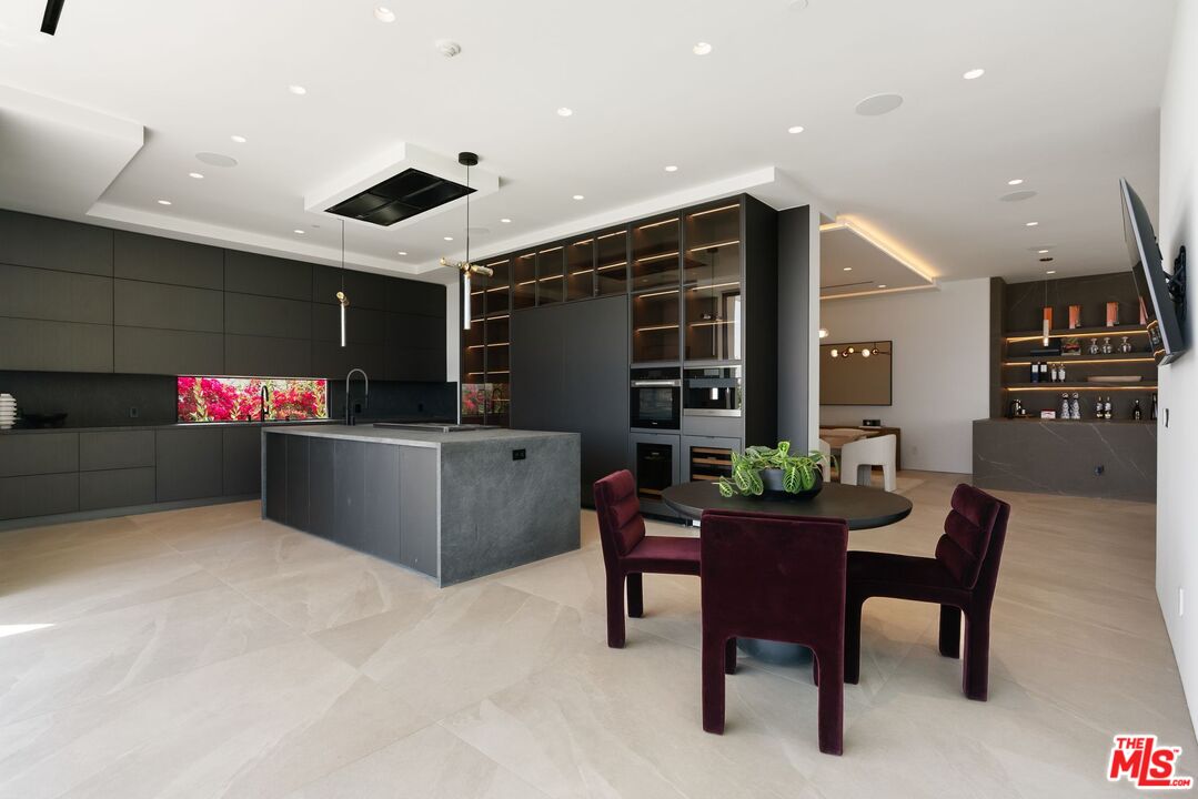 MLS #25607365 image #13