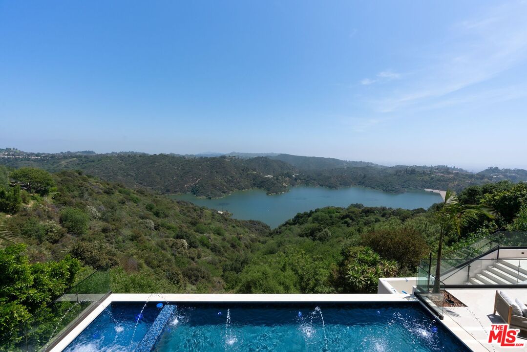 MLS #25607365 image #21