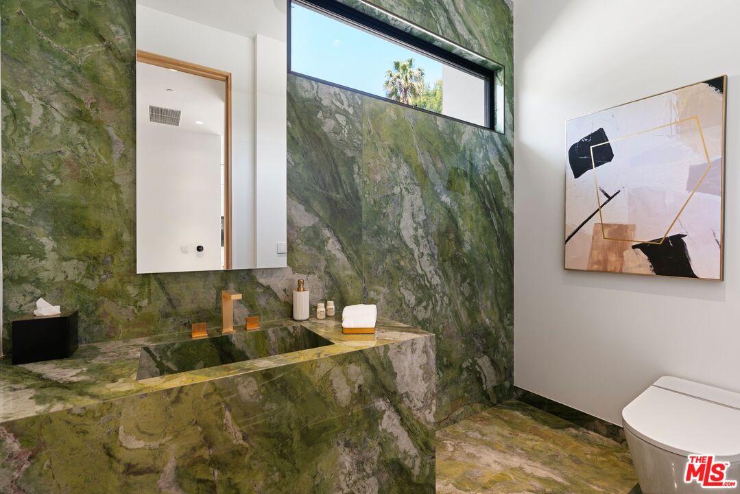 MLS #25607365 image #24