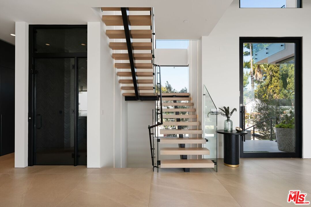 MLS #25607365 image #26