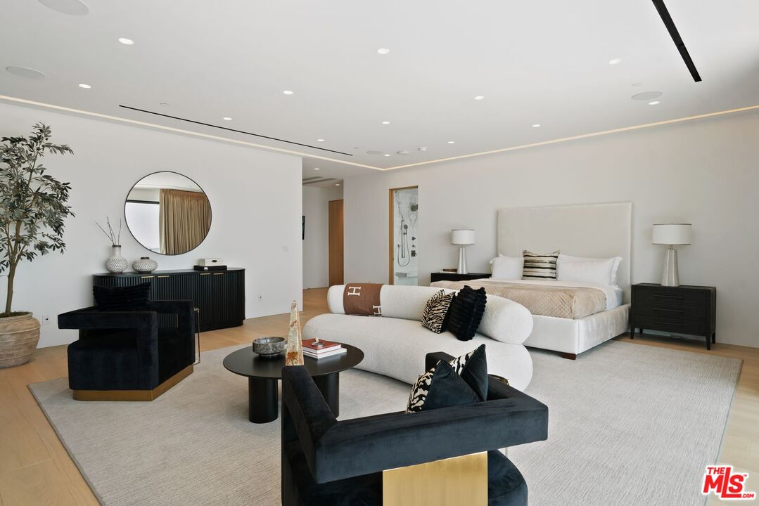 MLS #25607365 image #30