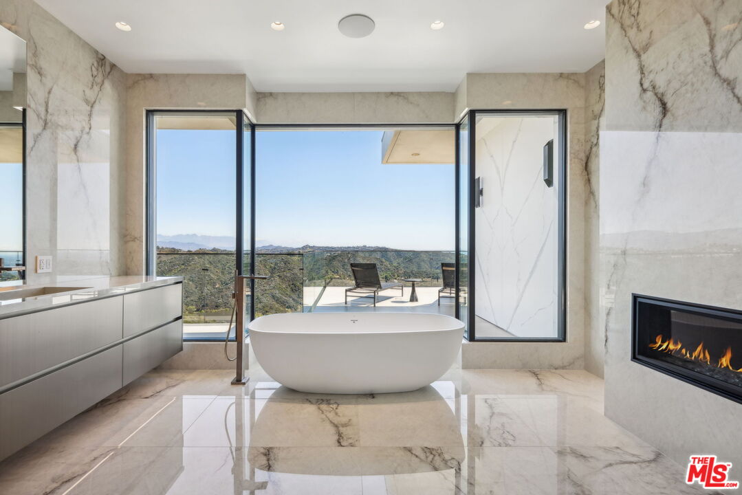 MLS #25607365 image #34