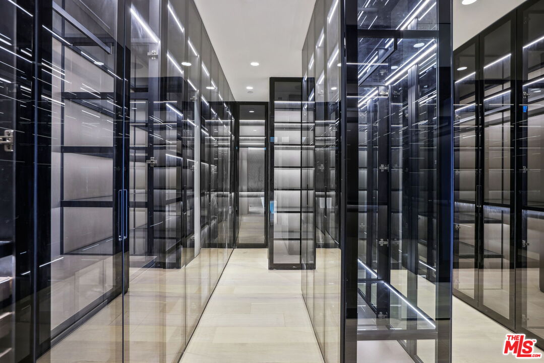 MLS #25607365 image #38