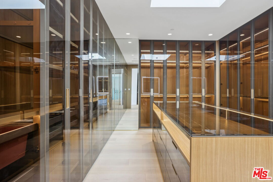 MLS #25607365 image #40