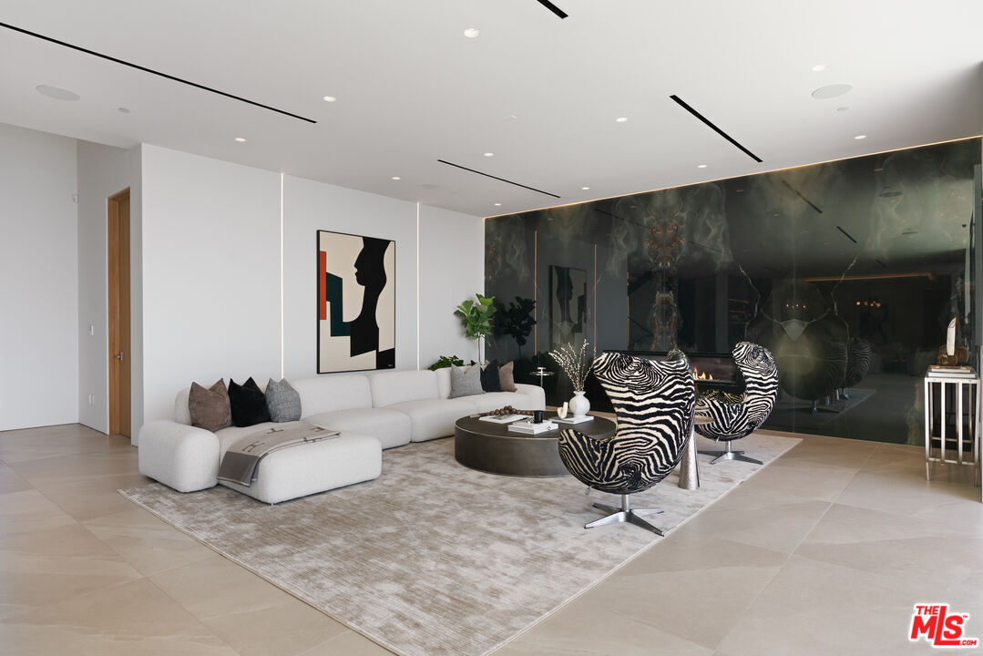 MLS #25607365 image #5