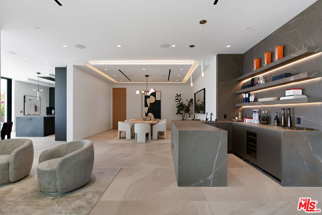 MLS #25607365 image #8