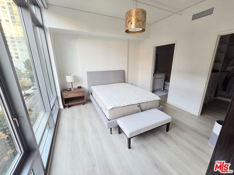 MLS #25607497 image #10