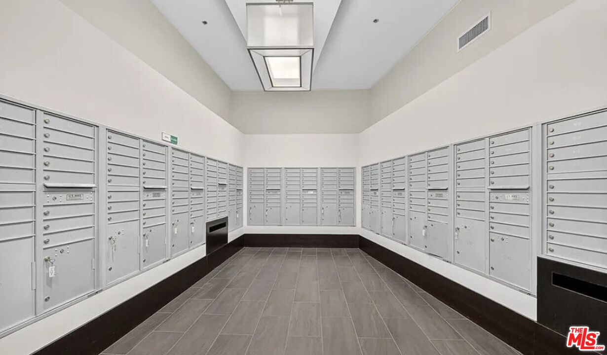 MLS #25607497 image #22