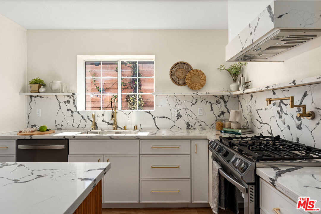 MLS #25607571 image #20