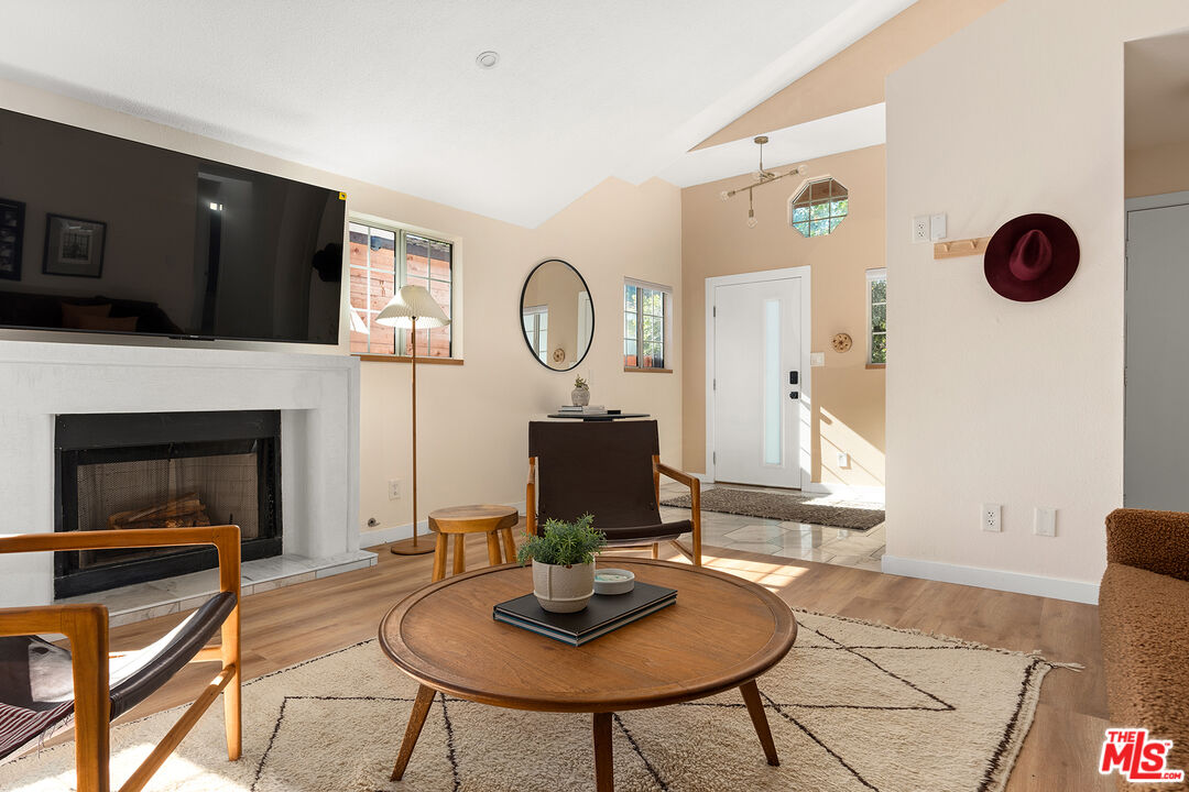 MLS #25607571 image #3