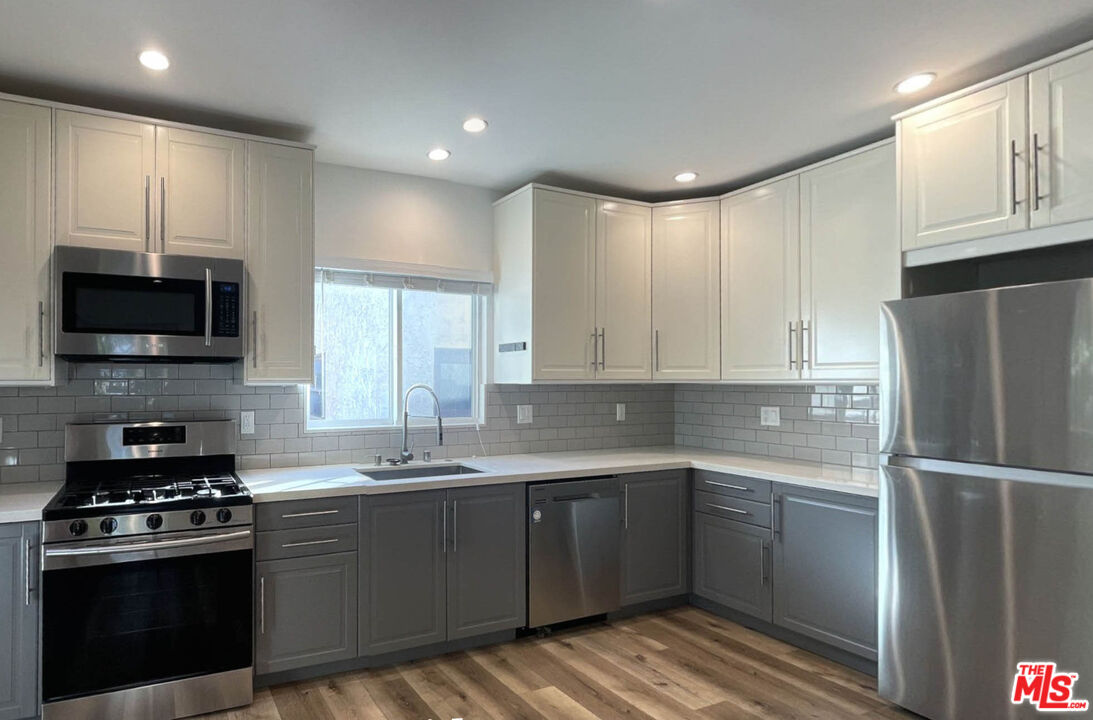 MLS #25607603 image #1