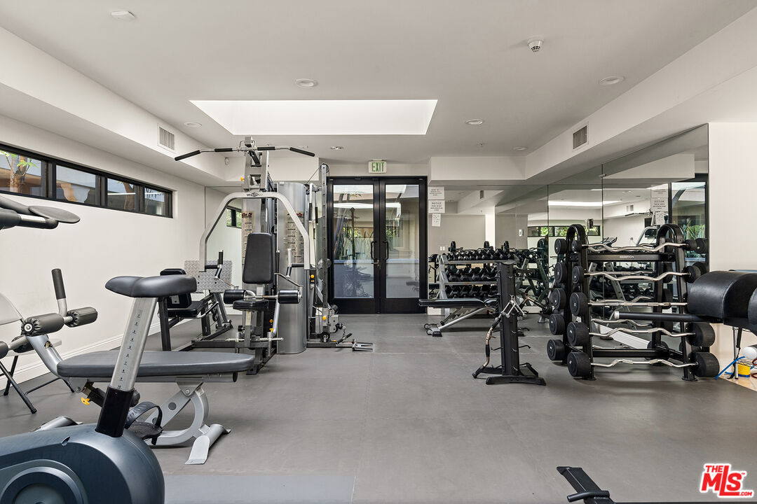 MLS #25607625 image #15