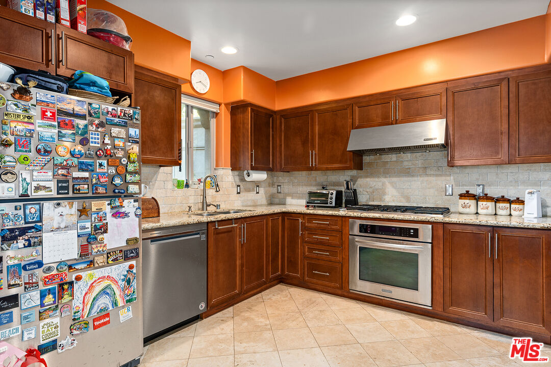 MLS #25607625 image #2