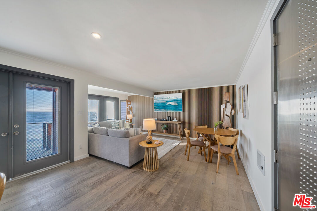 MLS #25607631 image #21