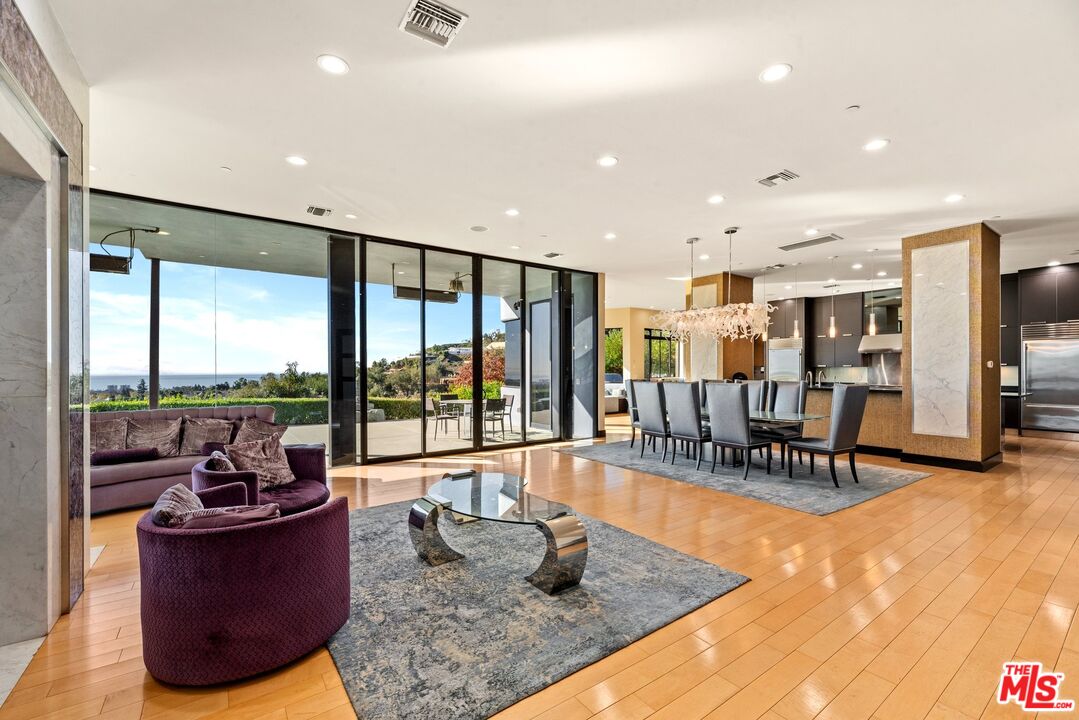 MLS #25607775 image #10