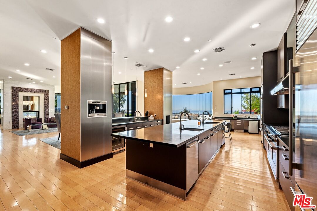 MLS #25607775 image #5