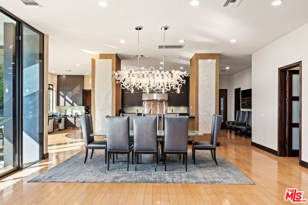 MLS #25607775 image #8