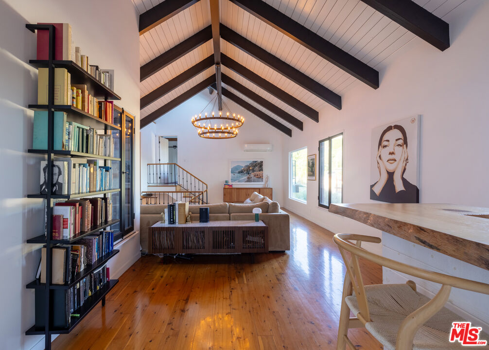 MLS #25607785 image #0