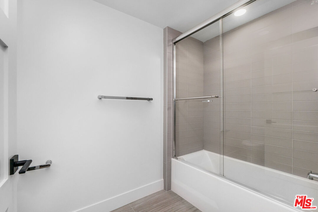 MLS #25607965 image #25