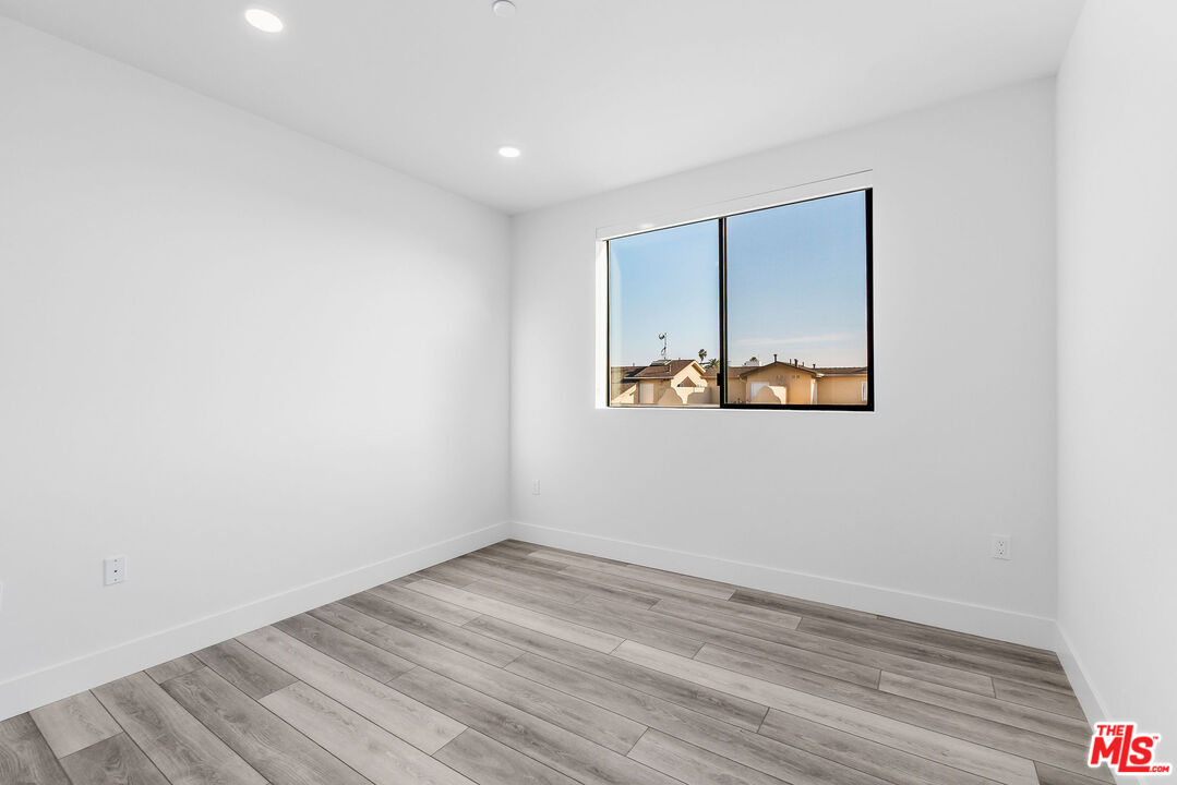 MLS #25607965 image #26