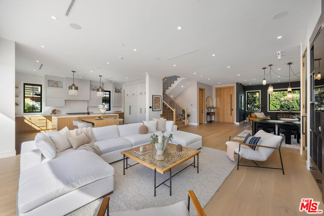 MLS #25608149 image #17