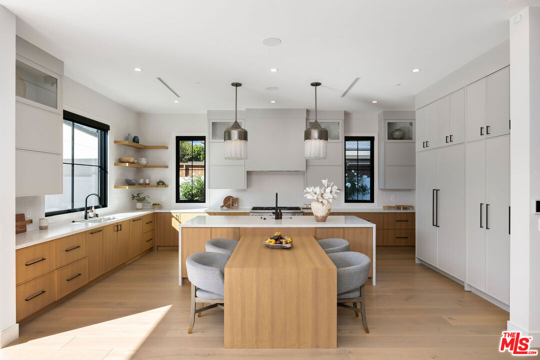 MLS #25608149 image #21