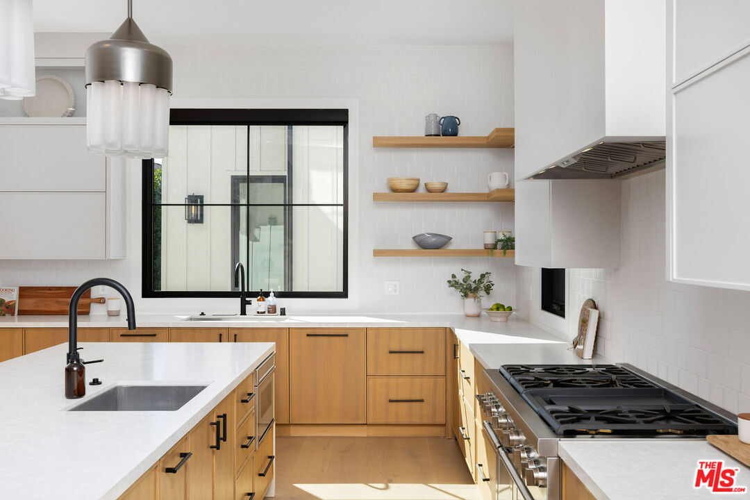 MLS #25608149 image #23